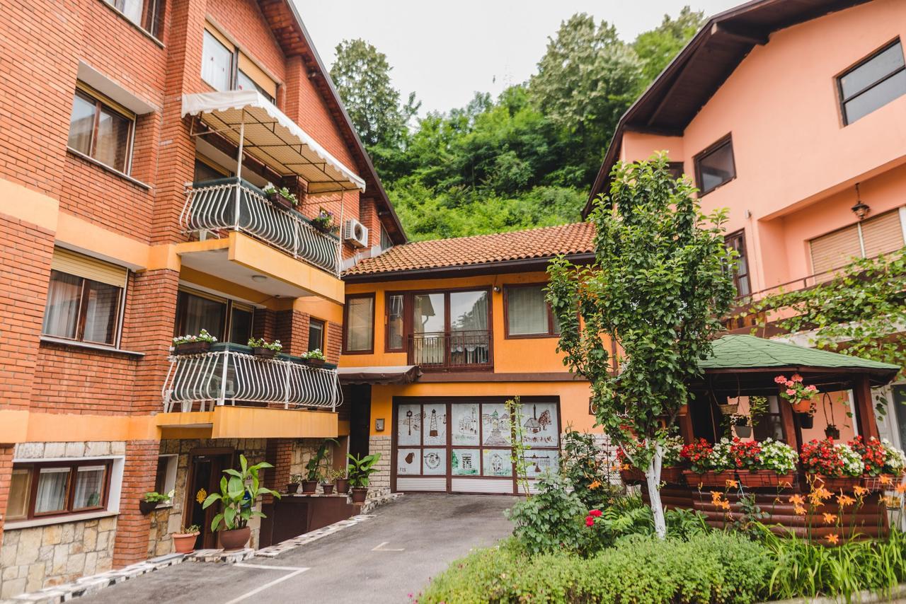 Rooms & Apartment Gh Pasha Tuzla Kültér fotó